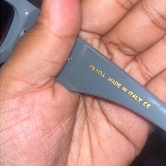 Authentic PRADA PR17WS Sunglasses - Picture 5 of 6